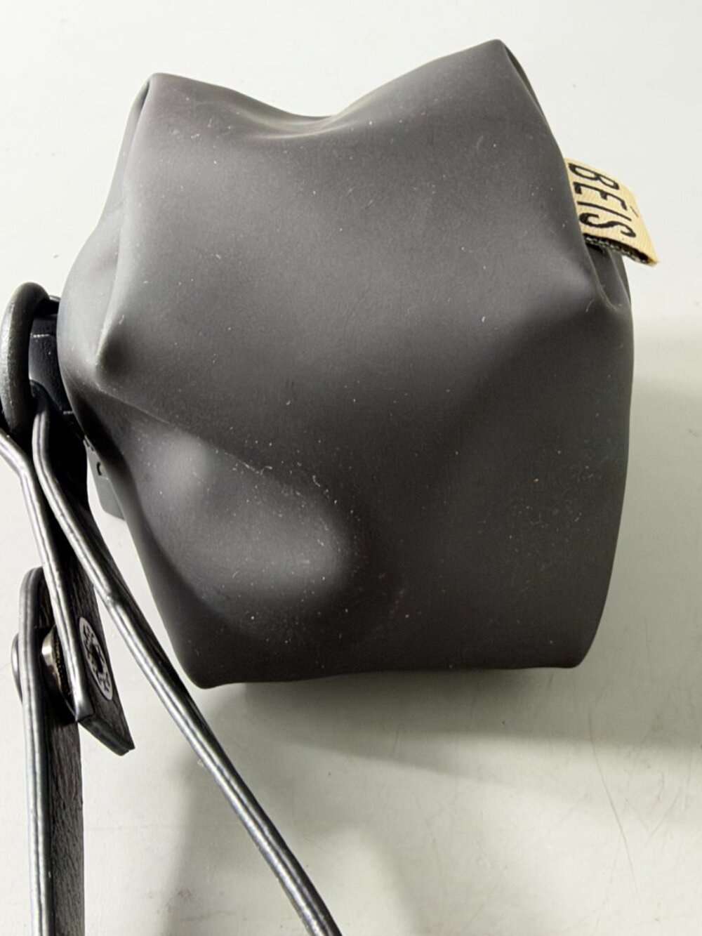 BEIS Pacifier Pouch - Picture 8 of 9
